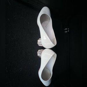 Salvatore Ferragamo Flower Heel Bow Pump White Size 7 1/2 D